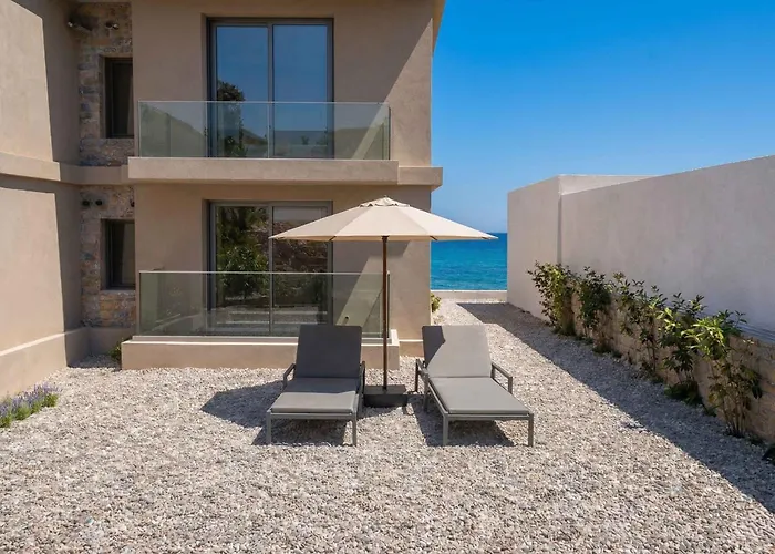 Lapis Nera - Beachfront & 